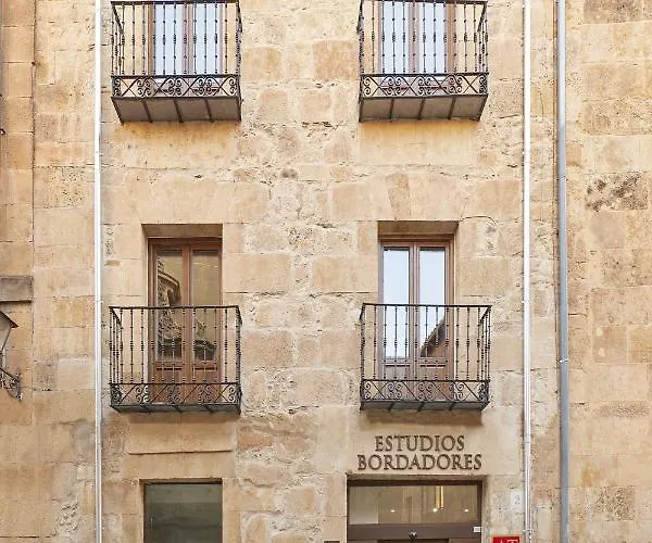 Estudios Bordadores By Valdesierra